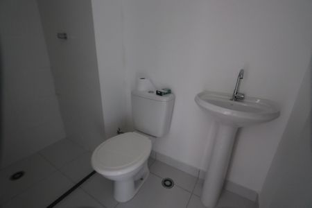 Apartamento para alugar com 33m², 2 quartos e sem vagaBanheiro
