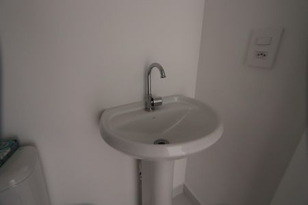 Apartamento para alugar com 33m², 2 quartos e sem vagaBanheiro