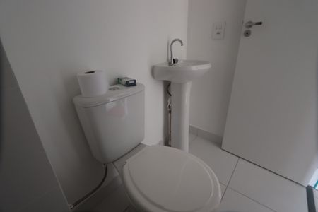 Apartamento para alugar com 33m², 2 quartos e sem vagaBanheiro