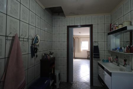 Casa à venda com 261m², 5 quartos e 3 vagasBanheiro 2 Casa 2