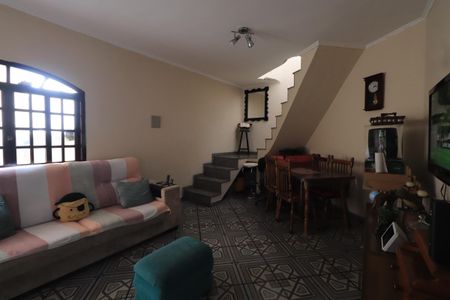 Casa à venda com 261m², 5 quartos e 3 vagasSala Casa 2