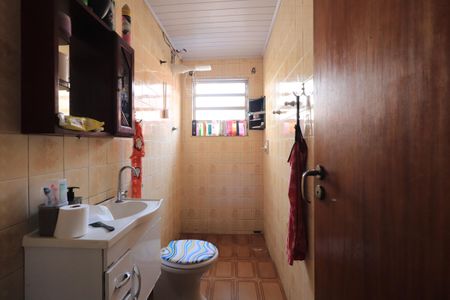 Casa à venda com 261m², 5 quartos e 3 vagasBanheiro casa 3