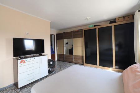 Casa à venda com 261m², 5 quartos e 3 vagasQuarto Casa 2