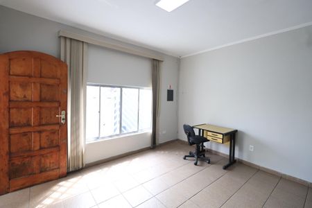 Casa à venda com 261m², 5 quartos e 3 vagasSala