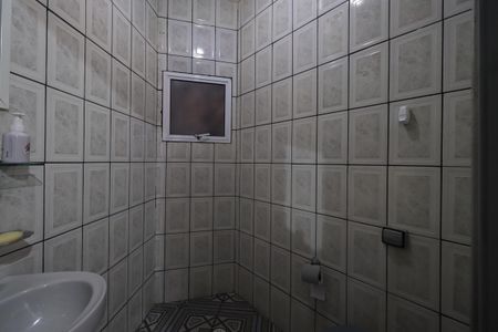 Casa à venda com 261m², 5 quartos e 3 vagasBanheiro Casa 2