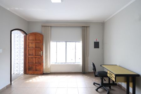 Casa à venda com 261m², 5 quartos e 3 vagasSala