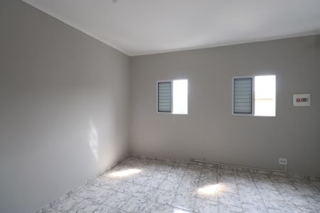 Casa à venda com 261m², 5 quartos e 3 vagasQuarto 2