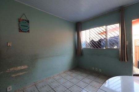 Casa à venda com 261m², 5 quartos e 3 vagasSala casa 3