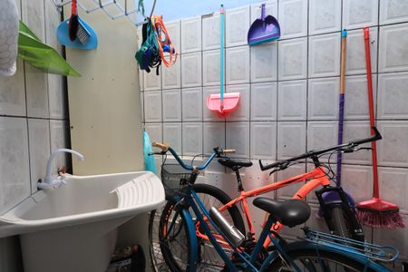 Casa à venda com 261m², 5 quartos e 3 vagasÁrea de Serviço Casa 2