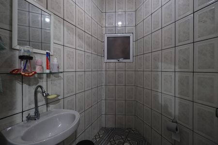 Casa à venda com 261m², 5 quartos e 3 vagasBanheiro Casa 2
