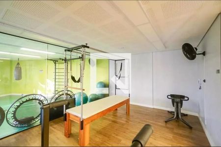 Apartamento à venda com 63m², 2 quartos e 1 vaga Apartamento à venda com 63m², 2 quartos e 1 vagaEspaço Pilates