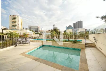 Apartamento à venda com 63m², 2 quartos e 1 vaga Apartamento à venda com 63m², 2 quartos e 1 vagaÁrea comum - Piscina