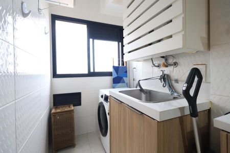 Apartamento à venda com 63m², 2 quartos e 1 vagaÁrea de Serviço