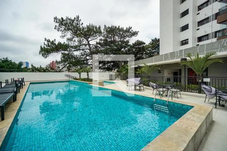 Apartamento à venda com 63m², 2 quartos e 1 vaga Apartamento à venda com 63m², 2 quartos e 1 vagaÁrea comum - Piscina