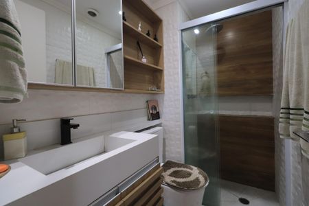 Apartamento à venda com 63m², 2 quartos e 1 vagaBanheiro da Suíte