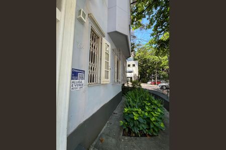 Apartamento à venda com 67m², 1 quarto e sem vaga