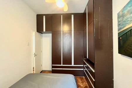 Apartamento à venda com 67m², 1 quarto e sem vaga