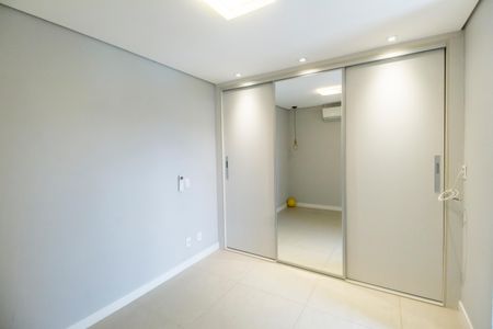 Apartamento para alugar com 72m², 2 quartos e 2 vagas Apartamento para alugar com 72m², 2 quartos e 2 vagasSuíte