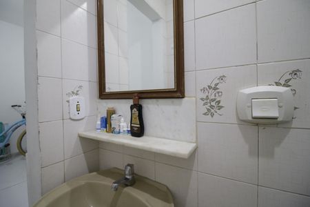 Casa à venda com 140m², 3 quartos e 1 vagaBanheiro de serviço