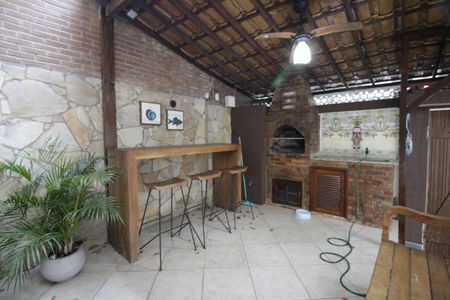 Casa à venda com 140m², 3 quartos e 1 vagaChurrasqueira