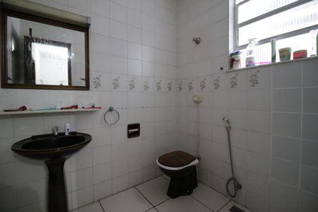 Casa à venda com 140m², 3 quartos e 1 vagaBanheiro Social