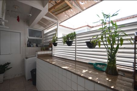 Apartamento para alugar com 120m², 3 quartos e 1 vagaÁrea de Serviço