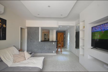 Apartamento para alugar com 120m², 3 quartos e 1 vagaSala