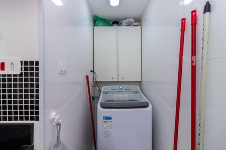 Apartamento à venda com 70m², 3 quartos e 1 vaga Apartamento à venda com 70m², 3 quartos e 1 vagaÁrea de Serviço