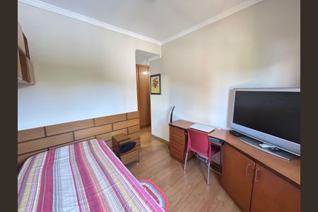 Apartamento à venda com 136m², 3 quartos e 4 vagas Apartamento à venda com 136m², 3 quartos e 4 vagasQuarto Suíte 1