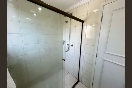 Apartamento à venda com 136m², 3 quartos e 4 vagas Apartamento à venda com 136m², 3 quartos e 4 vagasBanheiro da Suíte 3
