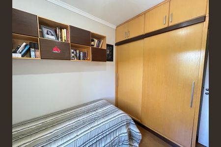 Apartamento à venda com 136m², 3 quartos e 4 vagas Apartamento à venda com 136m², 3 quartos e 4 vagasQuarto Suíte 2