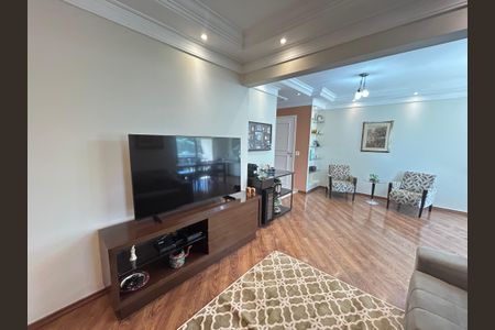 Apartamento à venda com 136m², 3 quartos e 4 vagas Apartamento à venda com 136m², 3 quartos e 4 vagasSala