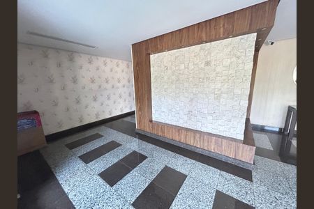 Apartamento à venda com 136m², 3 quartos e 4 vagas Apartamento à venda com 136m², 3 quartos e 4 vagasHall social