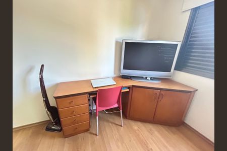 Apartamento à venda com 136m², 3 quartos e 4 vagas Apartamento à venda com 136m², 3 quartos e 4 vagasQuarto Suíte 1