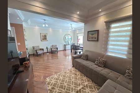 Apartamento à venda com 136m², 3 quartos e 4 vagas Apartamento à venda com 136m², 3 quartos e 4 vagasSala