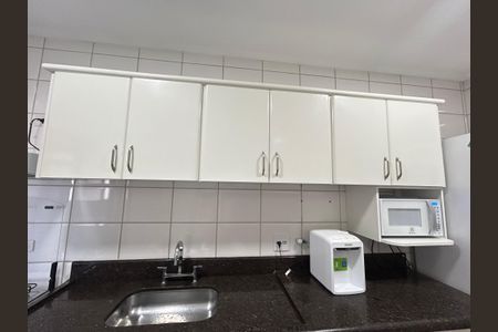 Apartamento à venda com 136m², 3 quartos e 4 vagas Apartamento à venda com 136m², 3 quartos e 4 vagasCozinha