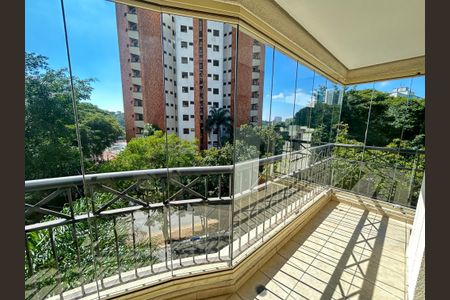 Apartamento à venda com 136m², 3 quartos e 4 vagas Apartamento à venda com 136m², 3 quartos e 4 vagasVaranda da Sala