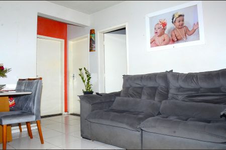 Sala de apartamento para alugar com 2 quartos, 48m² em Jardim Vitoria, Belo Horizonte