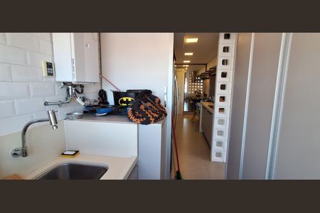 Apartamento à venda com 122m², 3 quartos e 3 vagas Apartamento à venda com 122m², 3 quartos e 3 vagasÁrea de Serviço