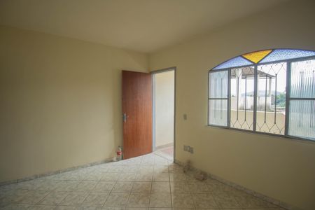 Sala de apartamento para alugar com 1 quarto, 40m² em Sete Pontes, São Gonçalo