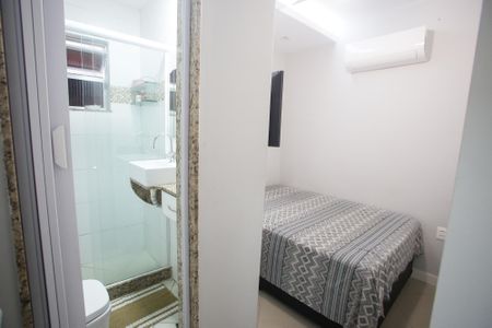 Quarto Suíte de casa para alugar com 2 quartos, 81m² em Taquara, Rio de Janeiro