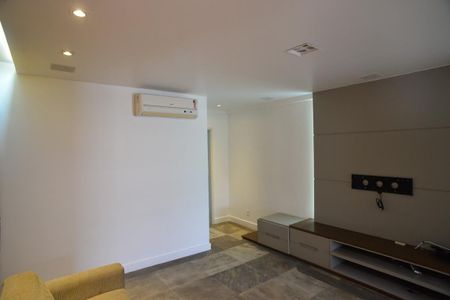 Apartamento à venda com 275m², 3 quartos e 2 vagas Apartamento à venda com 275m², 3 quartos e 2 vagasSala de Tv