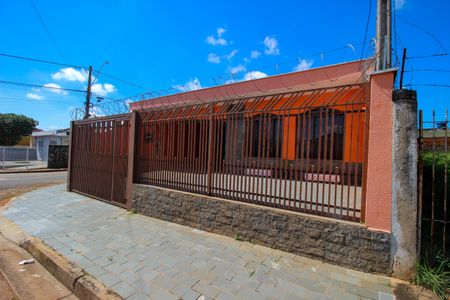 Casa para alugar com 134m², 3 quartos e 4 vagas