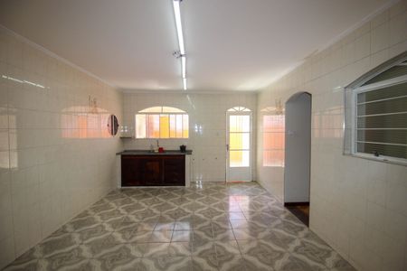 Casa para alugar com 134m², 3 quartos e 4 vagas