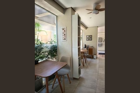 Apartamento à venda com 55m², 2 quartos e 1 vagaÁrea comum