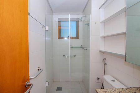 Apartamento à venda com 75m², 2 quartos e 2 vagasBanheiro da Suíte