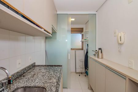 Apartamento à venda com 75m², 2 quartos e 2 vagasCozinha e Área de Serviço