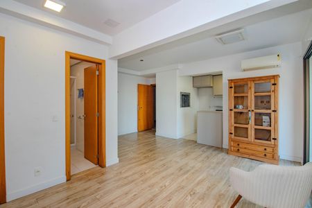 Sala de apartamento para alugar com 2 quartos, 75m² em Santa Maria Goretti, Porto Alegre