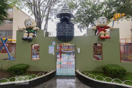 Apartamento para alugar com 60m², 2 quartos e 1 vagaArea Comum - Playground