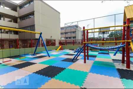 Apartamento para alugar com 60m², 2 quartos e 1 vagaArea Comum - Playground